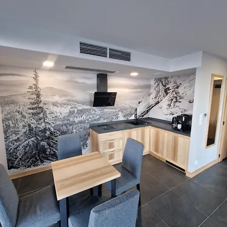 Kazalnica & By Monte Vista Aparthotel
